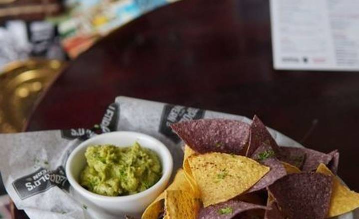 Chips & Guac