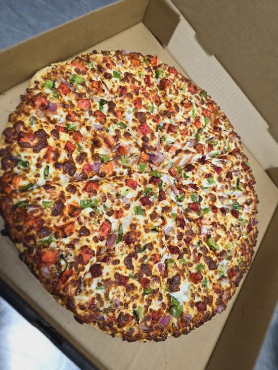 Tandoori Chicken Pizza