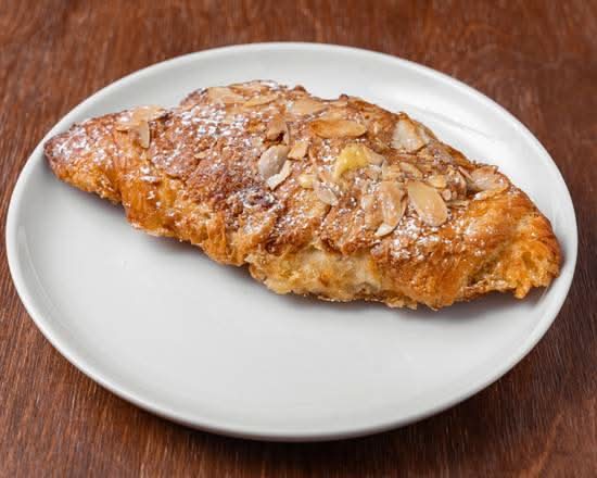 Croissants Aux Amandes