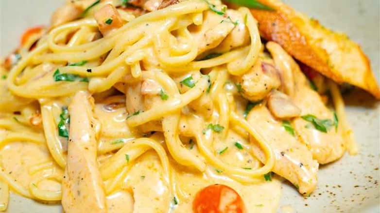 Chicken Carbonara Pasta