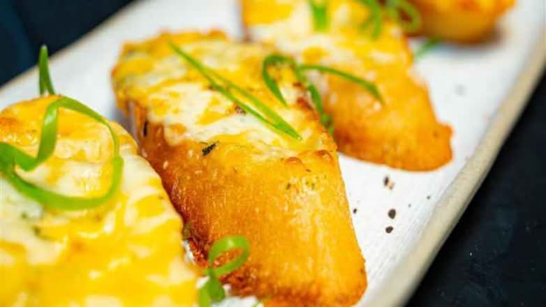 Garlic Bread Cheese