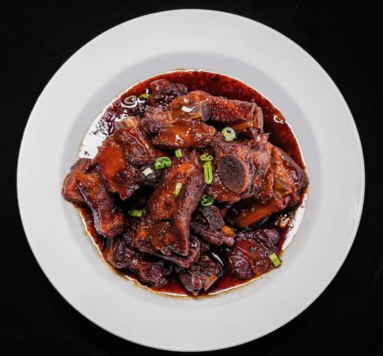 LG Honey Garlic Ribs