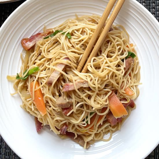 LG Beef Lo Mein