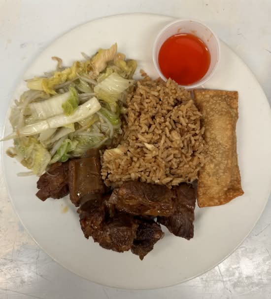 LG Combo #6 - Chow Mein & Ribs