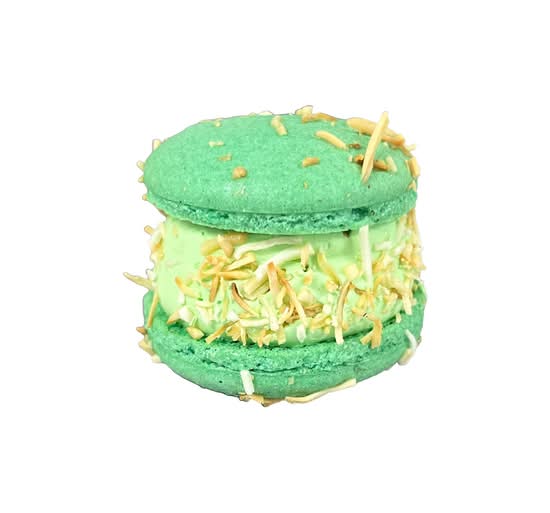 Pandan Toasted Coconut Macaron