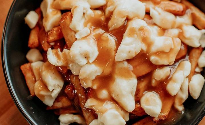 Poutine classique repas  / Meal Classic Poutine