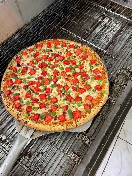 Spicy Chicken Pizza