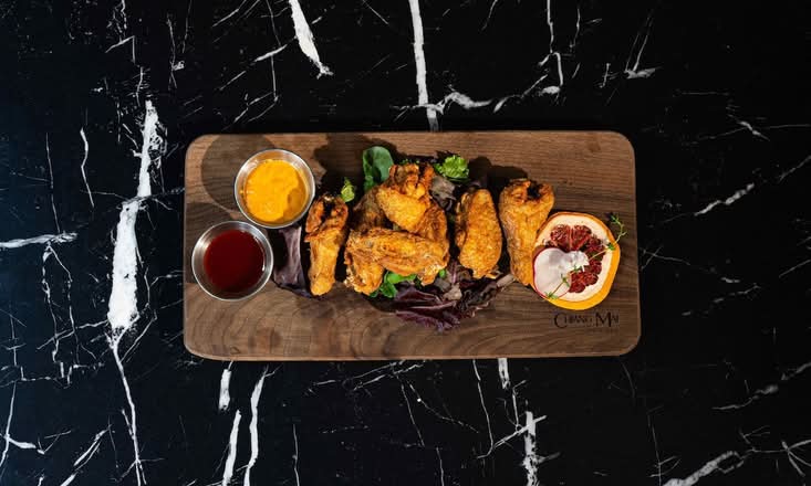 CM Wings