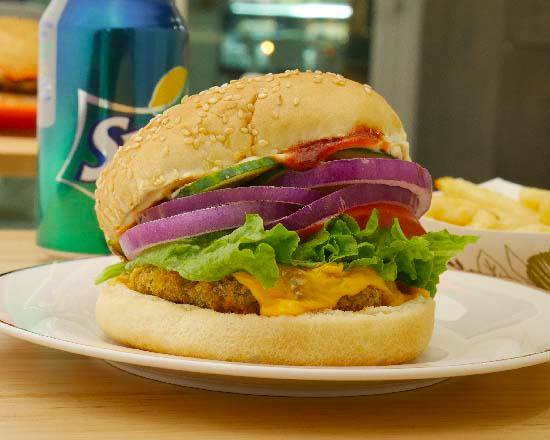 Veggie Cheeseburger Combo
