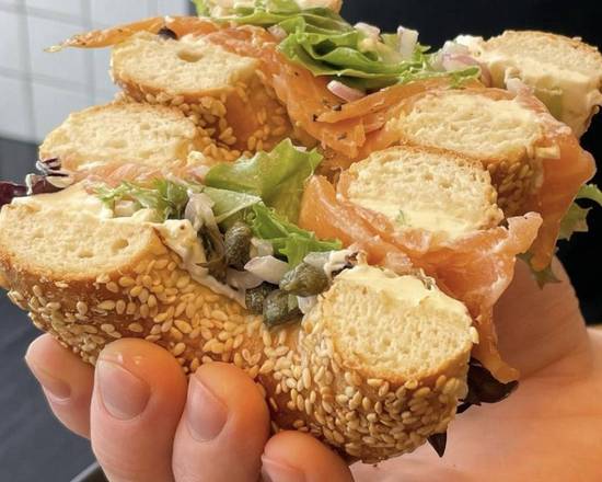Bagel with Lox / Bagel Saumon Fumé