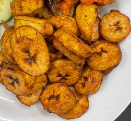 Fried plantains/Friture de bananes plantains