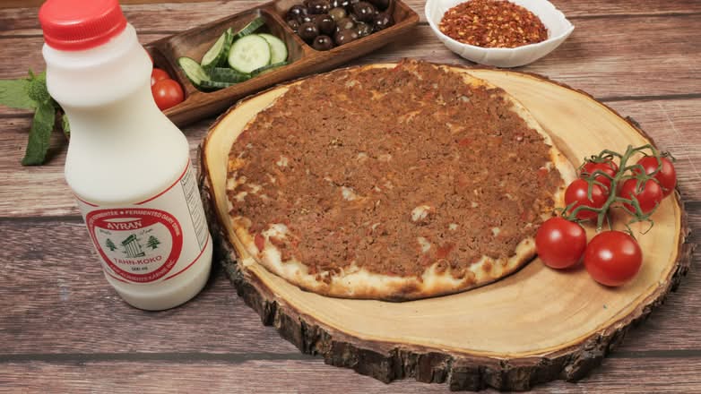 Manakish Lahmacun / Lahmajeen Manakeesh