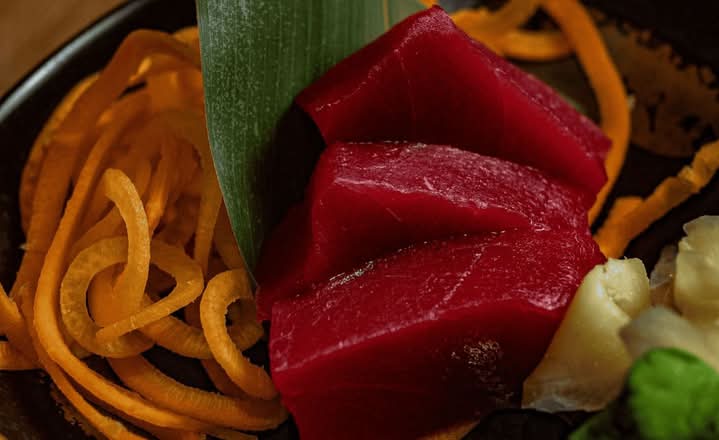 Maguro Tuna Sashimi (Three Pcs)