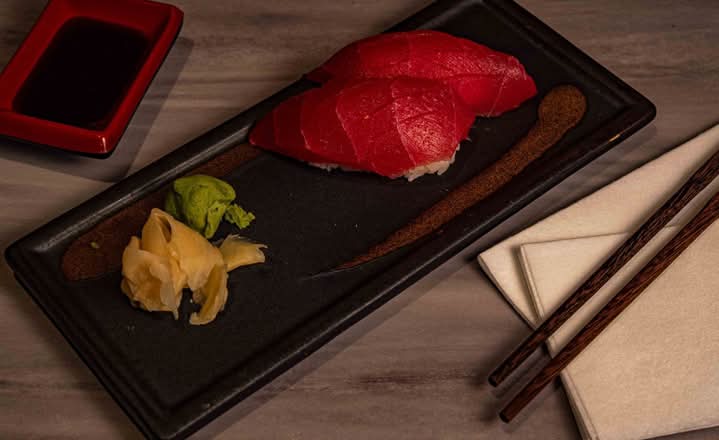 Maguro Tuna Nigiri