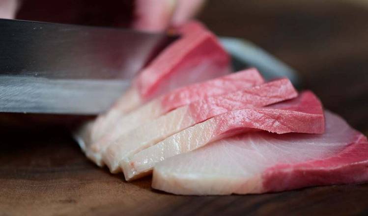 405. Hamachi / Yellowtail