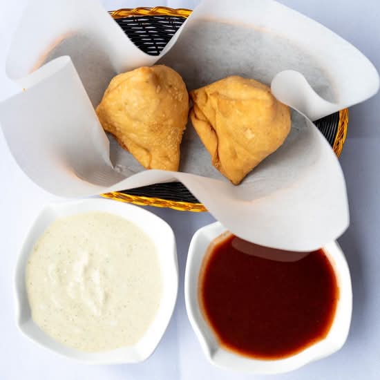SAMOSA VÉGÉTARIEN/ VEGGIE SAMOSA