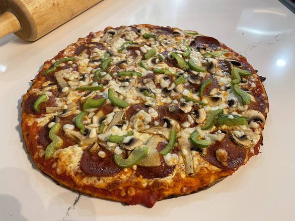 Small Deluxe Pizza