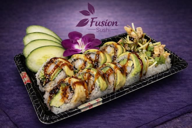 133. Green Dragon Roll (8 pcs)