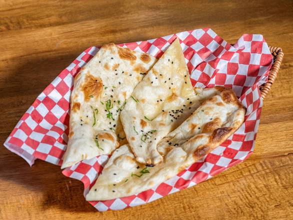 BUTTER NAAN