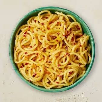 Aglio Olio Peperoncino Pasta (Vegan)