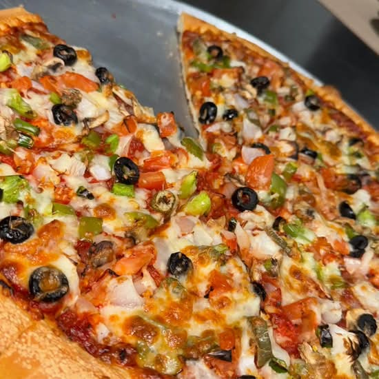 Vegetarian Supreme Pizza