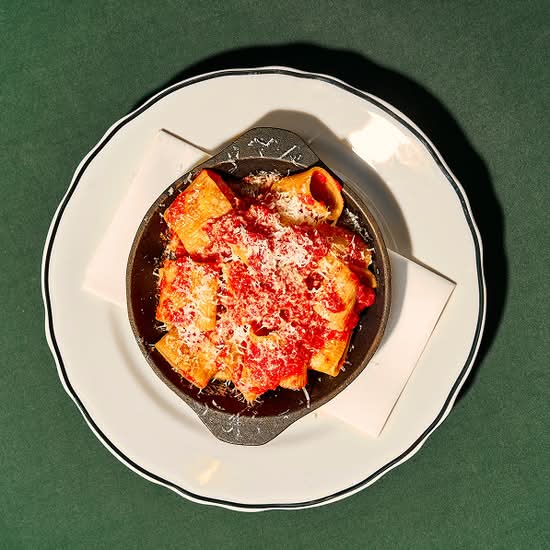Rigatoni sauce tomate et parmesan