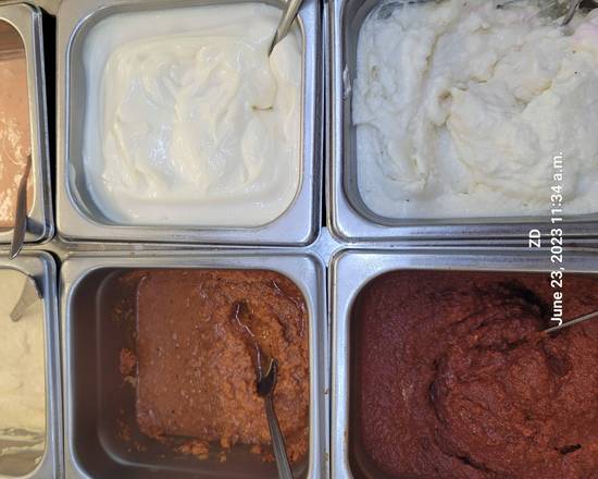 Les Sauces (ail-homus-BBQ sauce-harissa)