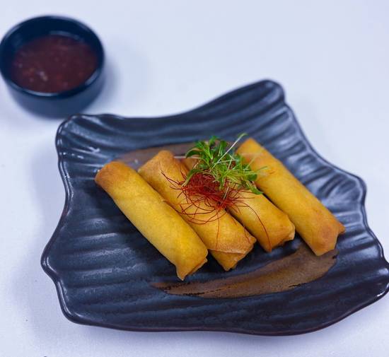 Rouleaux de printemps (4 mcx) / Spring rolls (4 pcs)