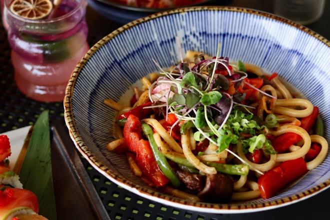 Nouilles Udon Sautées au Boeuf / Sauteed Udon Noodles with Beef