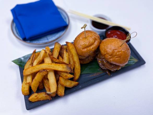 Mini-Burger de boeuf  Wagyu (2 mcx) / Mini Wagyu Beef Burgers (2 pcs)