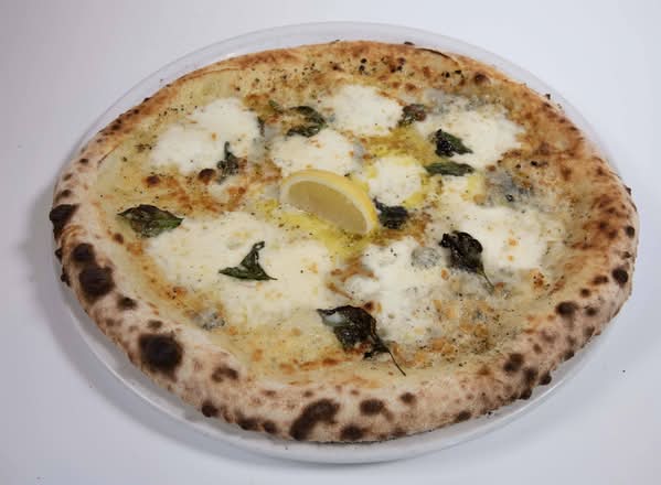Quattro Formaggi 15"