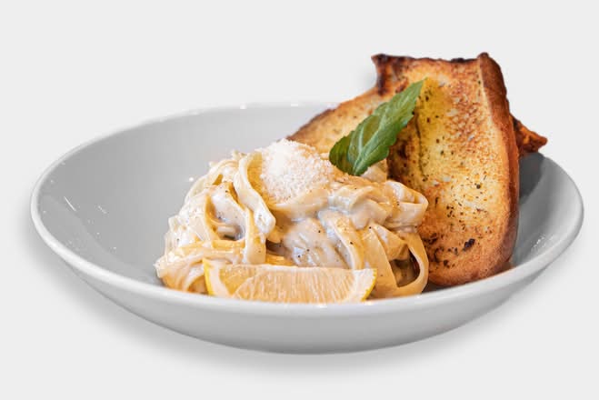 Fettuccine Alfredo