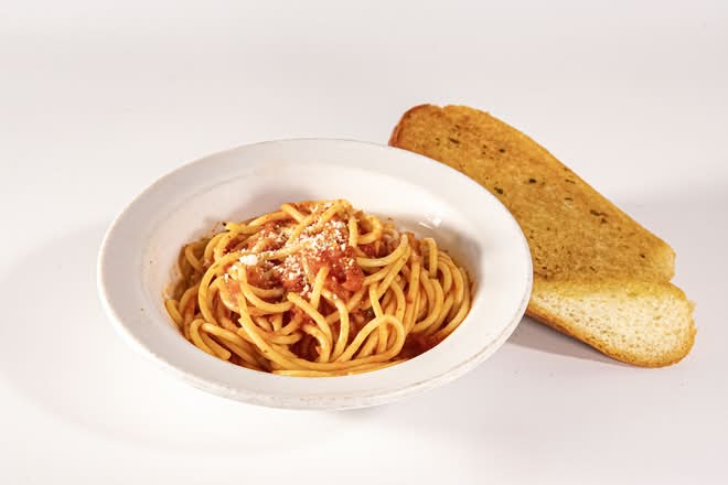 Kids Spaghetti Pomodoro