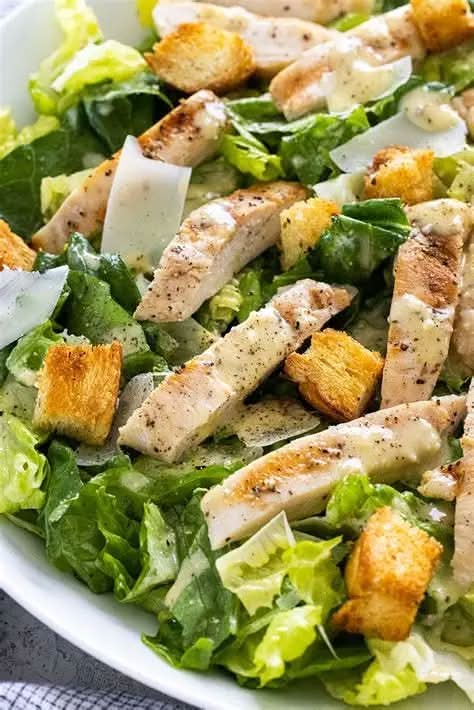 Cesar salad with chicken.