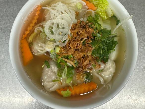 B6. Wonton Soup (súp wonton)
