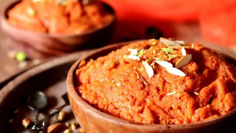 Gajar Halwa (Carrot Pudding)