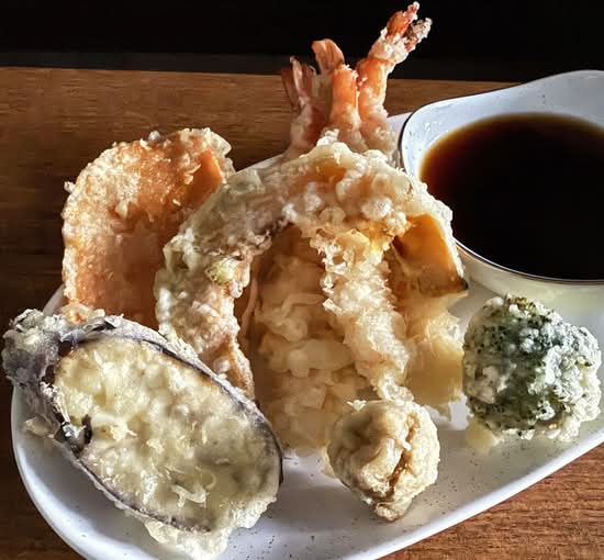 Assorted Tempura Appetizer (8 pcs)