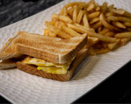 Fried Eggs Sandwich
