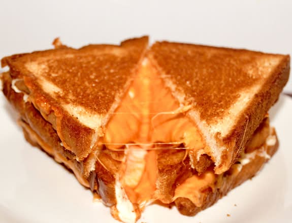 Grilled Cheese (2 Sandwiches)