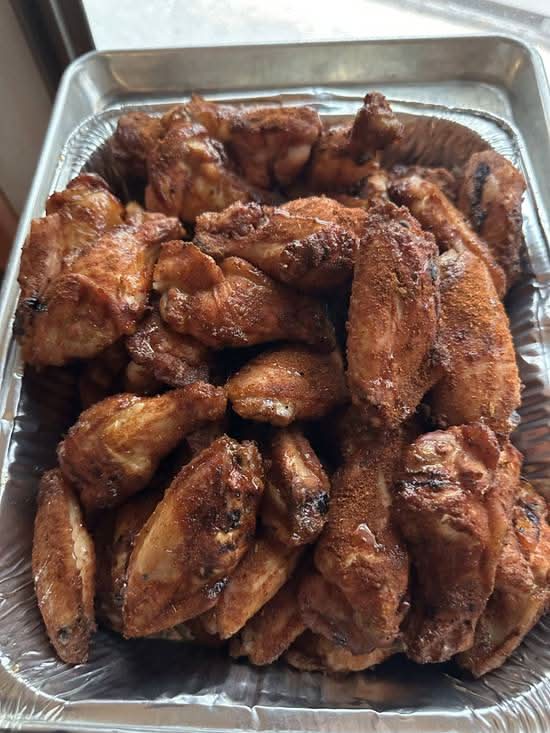 Smoked and Fried Chicken Wings (1 lb) (Dry Rubbed)