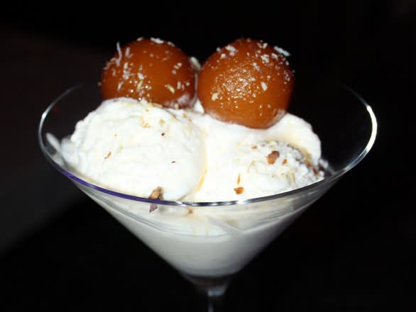 Gulab Jamun (with Ice-Cream)