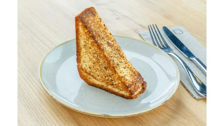 Garlic Bread (1 Piece)
