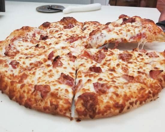 1x10" Small Bacon Pizza / 1x10" petites pizzas au bacon