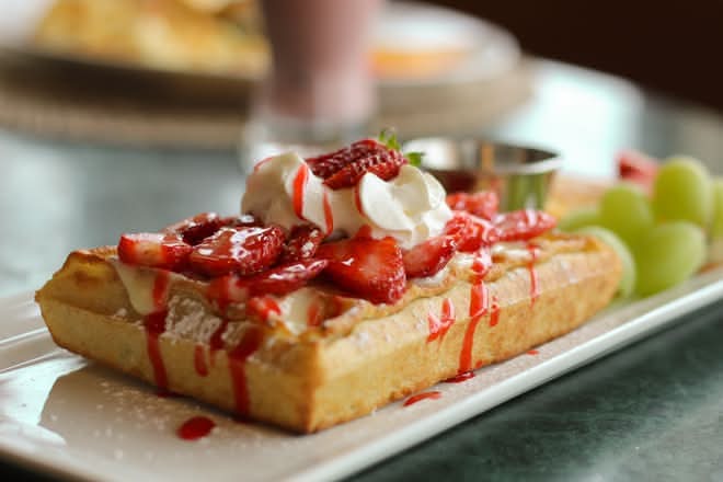 Gaufre Fraises and Crème Anglaise