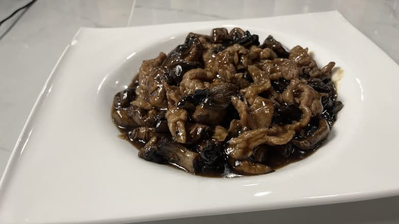 Oyster Sauce Beef and Mushroom (dinner)