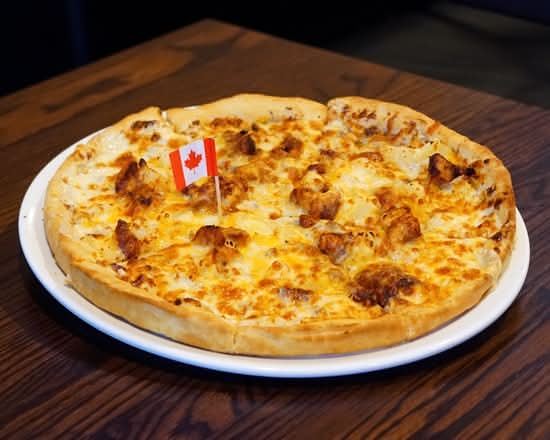 Grilled Chicken Alfredo Pizza