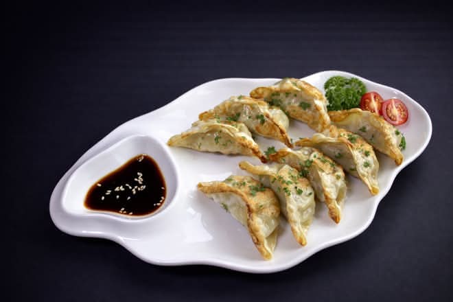 House Made Gyoza (8 pcs)