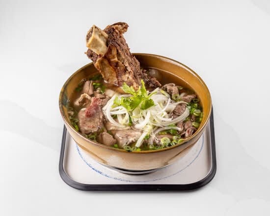 16. Beef Rib Special Rice Noodle Soup / Phở Sườn Bò Đặc Biệt