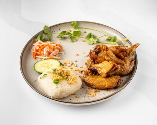 8. Sticky Rice with Fish Sauce, Fried Chicken Wings / Xôi Cánh Gà Chiến Nước Mắm