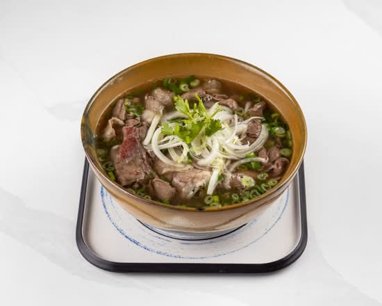 10. Special Rice Noodle Soup / Phở Đặc Biệt